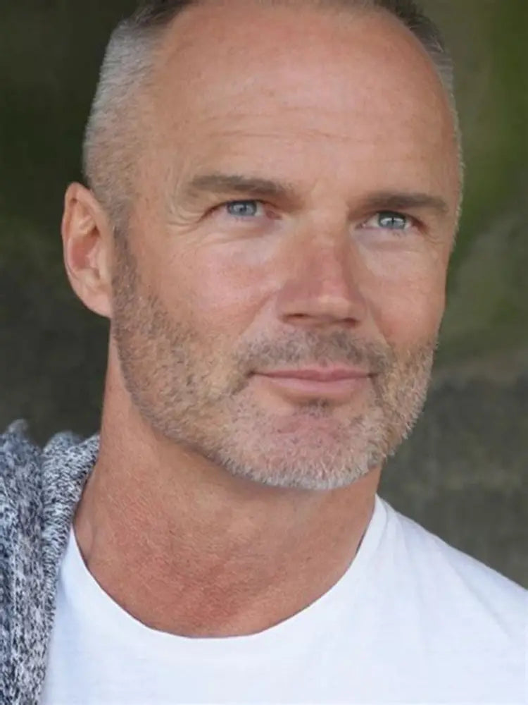 <em>Mark T</em>